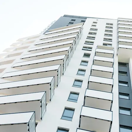 Golden Apartment *